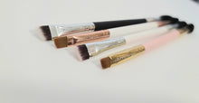 Cargar imagen en el visor de la galería, single eyebrow brushes - Zanna Beauty