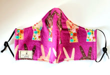 Carica l'immagine nel visualizzatore di Gallery, ZOE w/TH masks Sending PEACE - Zanna Beauty