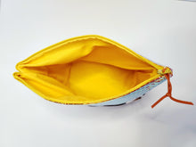 Carica l'immagine nel visualizzatore di Gallery, NEW GEO Kaleida makeup bag - Zanna Beauty