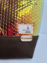 Carica l'immagine nel visualizzatore di Gallery, NEW GEO Kaleida makeup bag - Zanna Beauty