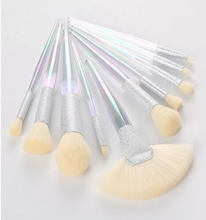 Load image into Gallery viewer, HALO  makeup brush set - Zanna Beauty

