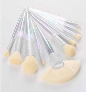 HALO  makeup brush set - Zanna Beauty