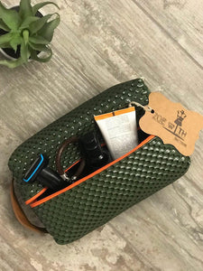 NEW GEO JADE - ZOE w/TH toiletry bag - Zanna Beauty